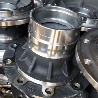 أجزاء الصب الحديدية المرنة OEM محاور العجلات عملية صب القالب